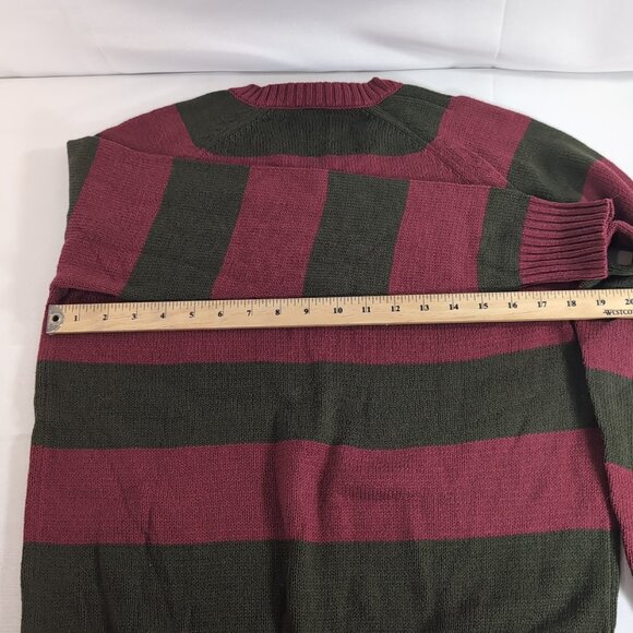 A Nightmare on Elm Street M Medium Spirit Striped Knit Sweater Red Halloween - Picture 11 of 12